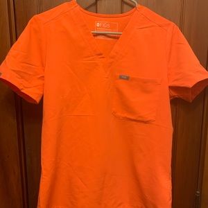 FIGS Caterina One Pocket Scrub Top & Zamora Jogger Pants Set in Sunset Orange